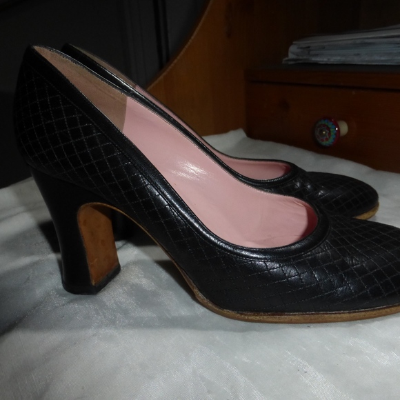 CHANEL BLACK LEATHER PUMPS 37.5-7 QUILTED Heels mules sandals slides slip on in - Picture 7 of 7